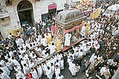 Festa di Sant Agata   procession of Devoti with the golden statue of the saint 